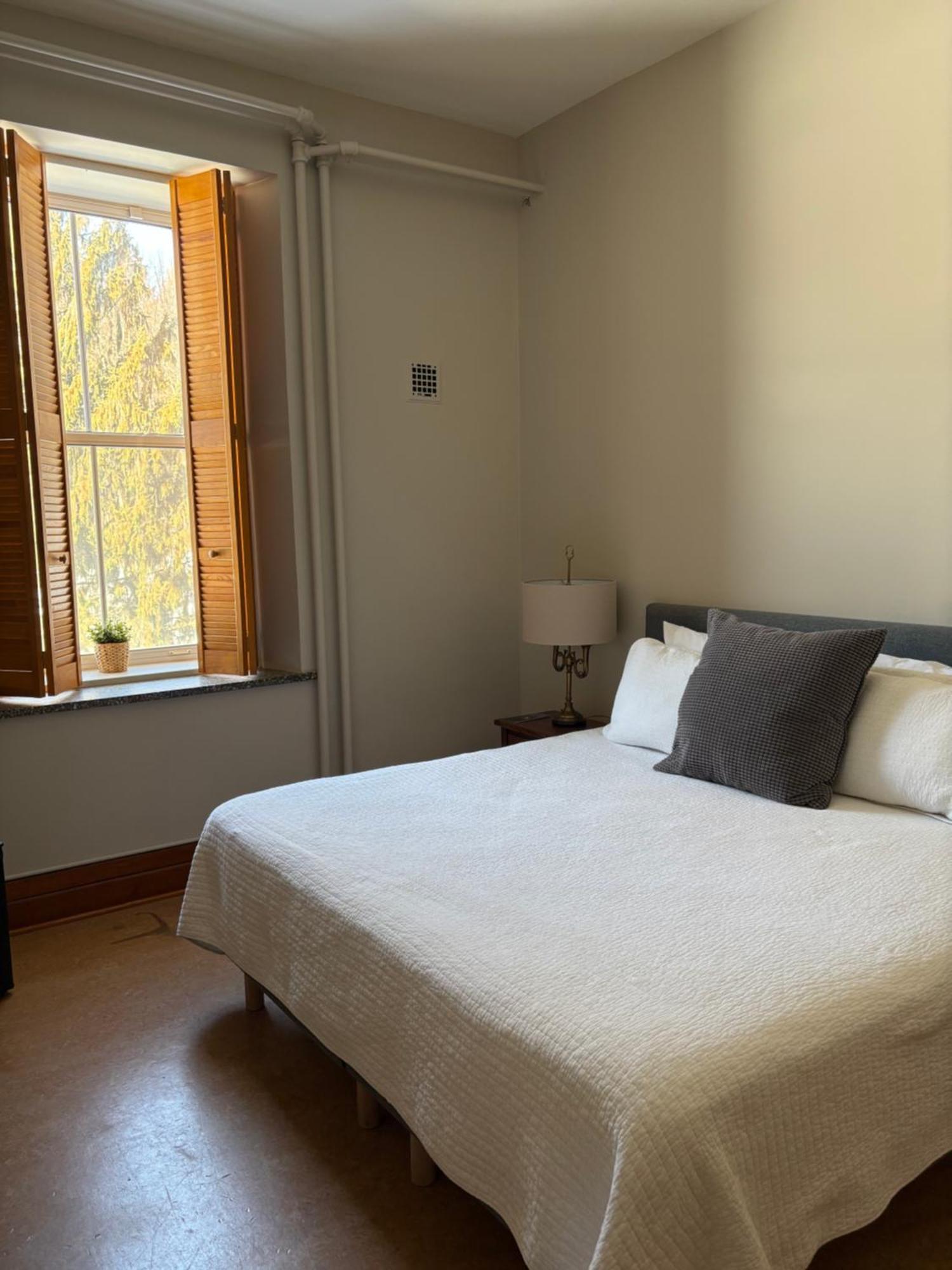 Auberge De L'Abbaye D'Oka Eksteriør bilde